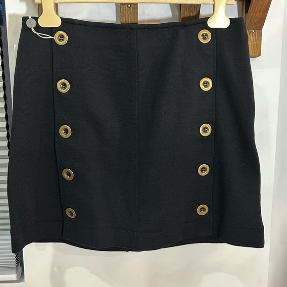 NWT Chloe Black Wool Knit Mini Skirt Gold Tone Button Detail FR 42 (US 10) - Picture 7 of 14